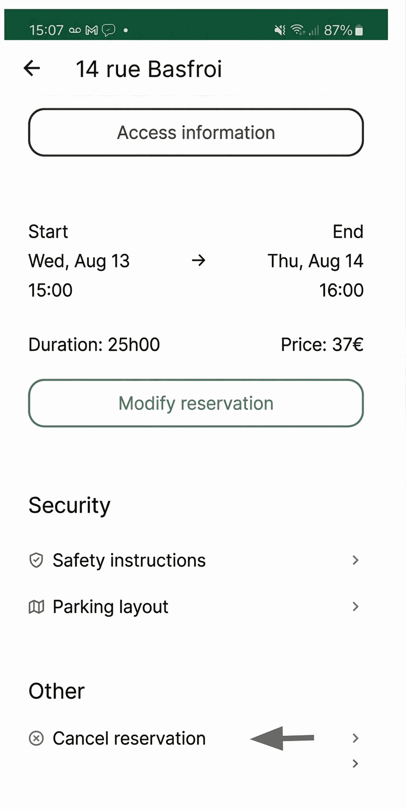 Booking details in the app: start and end, duration and price, with an arrow pointing to Cancel reservation
