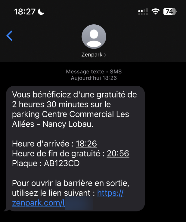Zenpark text message: free parking granted at the car park, arrival and end times, link to open the barrier